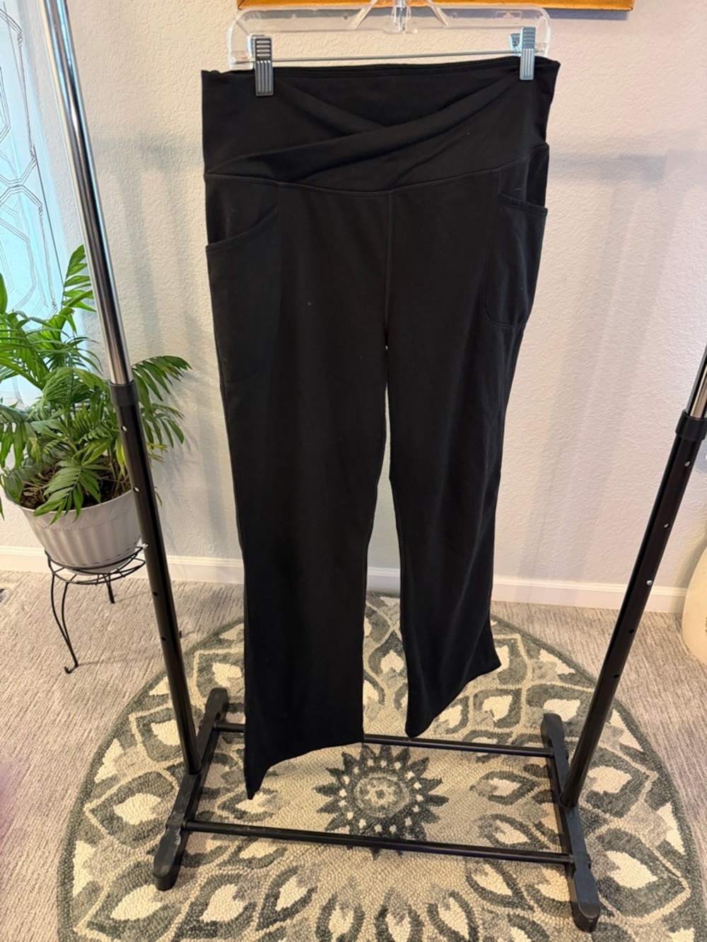Wide leg yoga pants